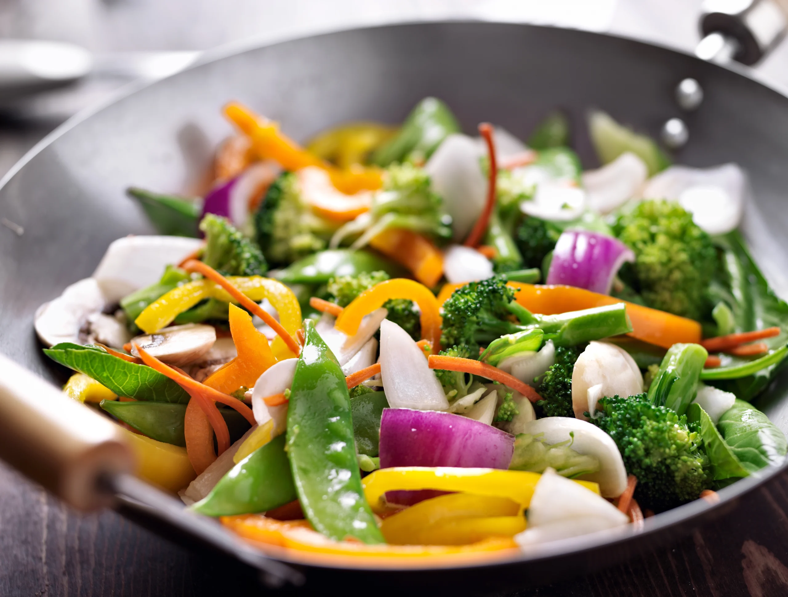 Plate of nutritious vegetable side suitable for diabetic meal planning