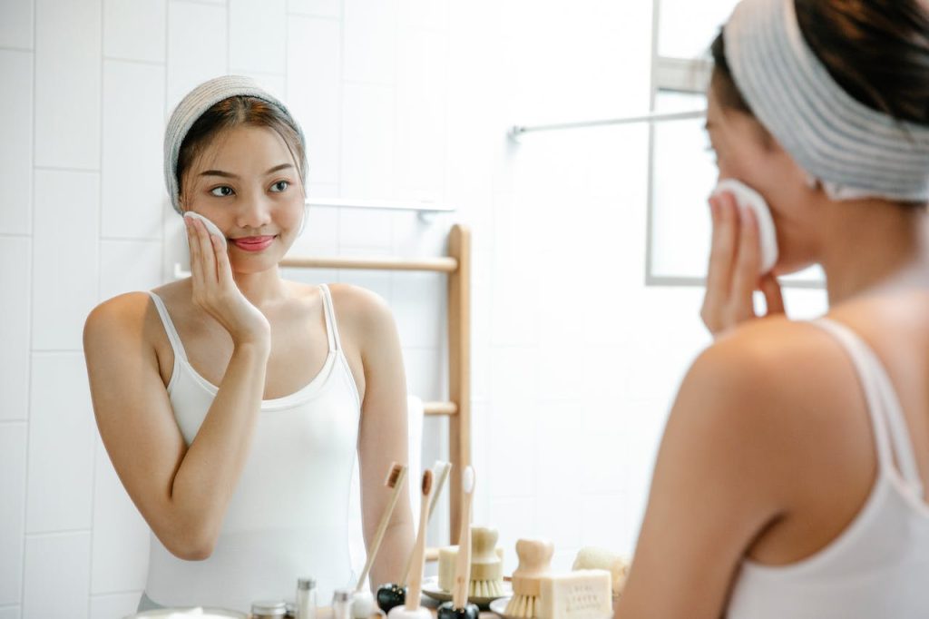 Peptides in Skincare: Complete Guide to Anti-Aging Benefits and Best Practices